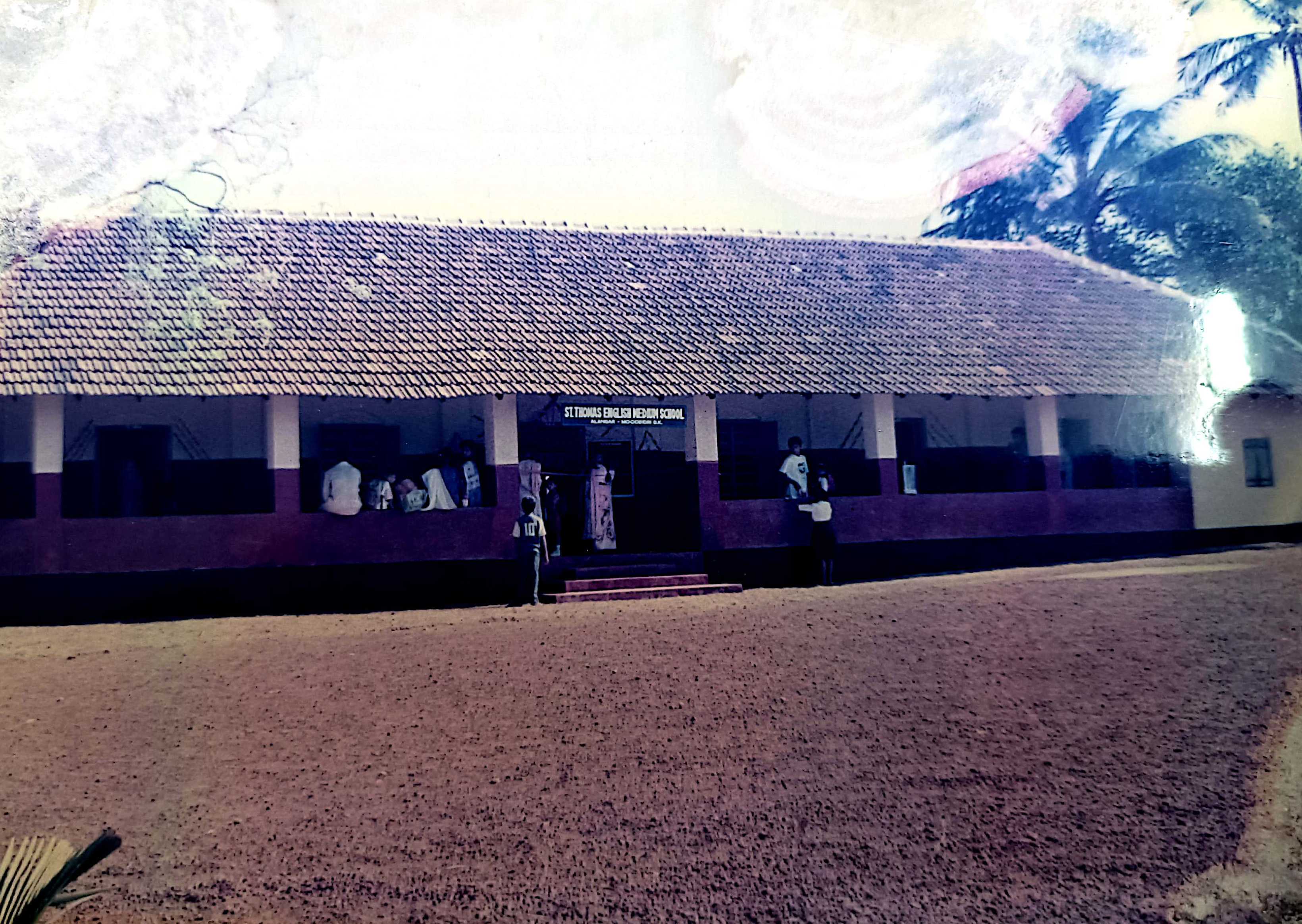 St Thomas School
